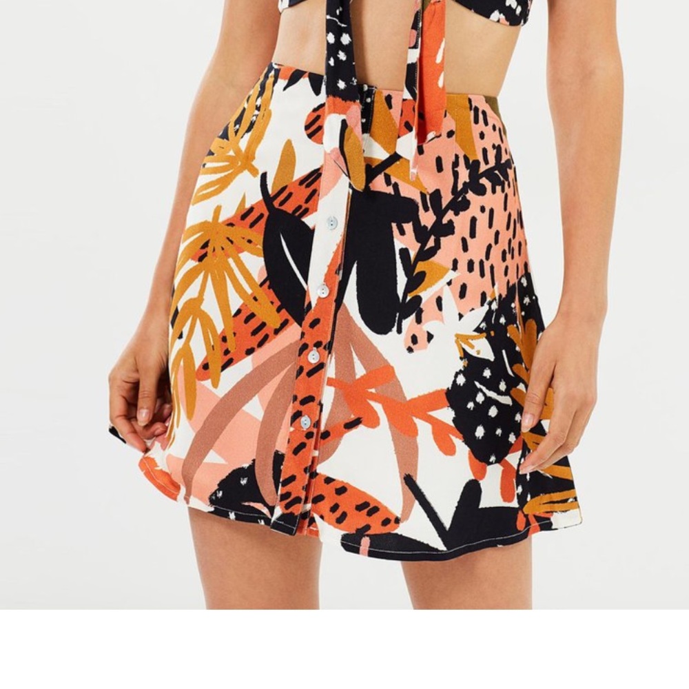 Minkpink Fever Mini Skirt, size M, NWT